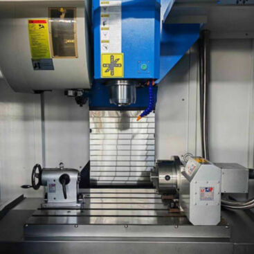 TOPMILL 1360F (4-х осевой) Вертикальный обрабатывающий центр с ЧПУ