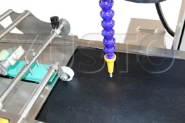 Лазерный маркер по металлу Kamach Fiber T450 с конвейером